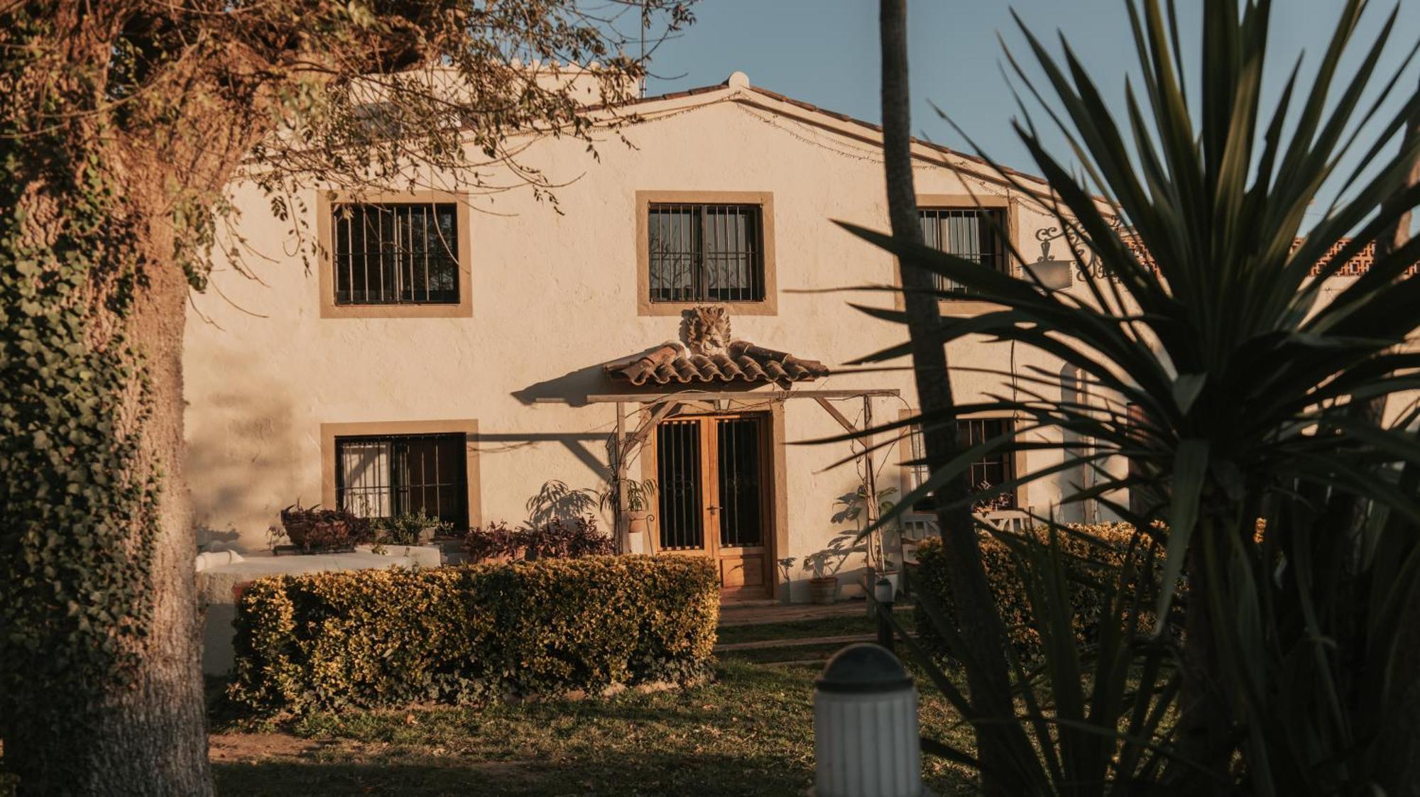 Can Jan Vives Vidreres Exterior photo